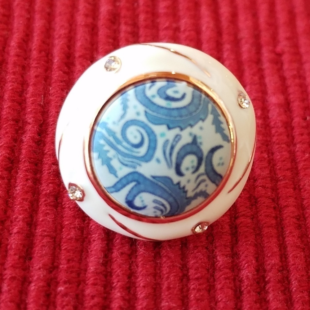 FIMO-LOOK Rose Gold Clip Post Earrings - Picture 3 of 4
